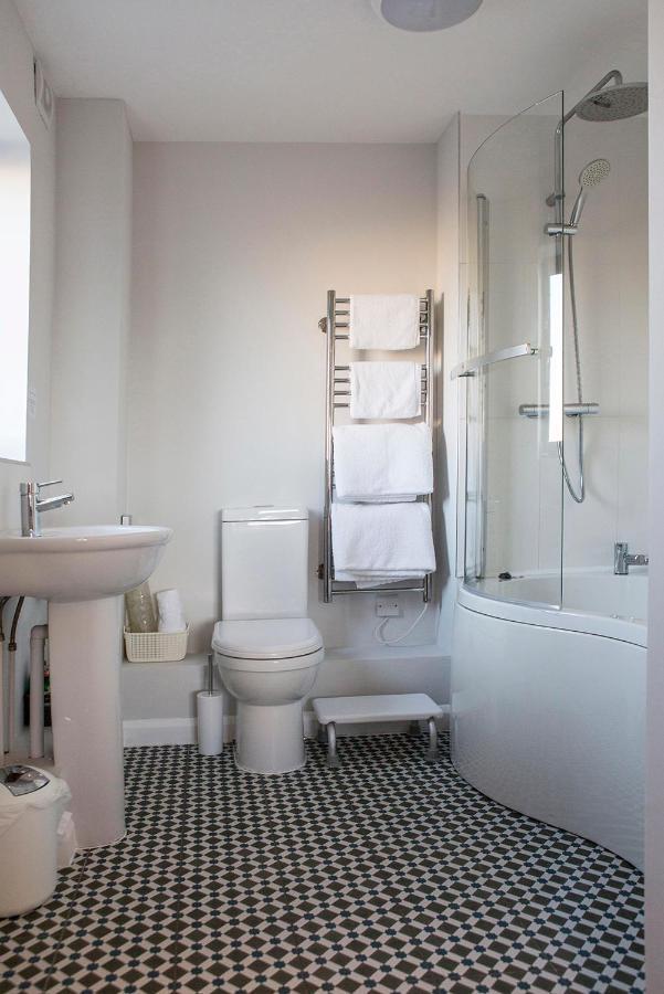 Victoria Inn Brewhouse B&B Roch Екстериор снимка