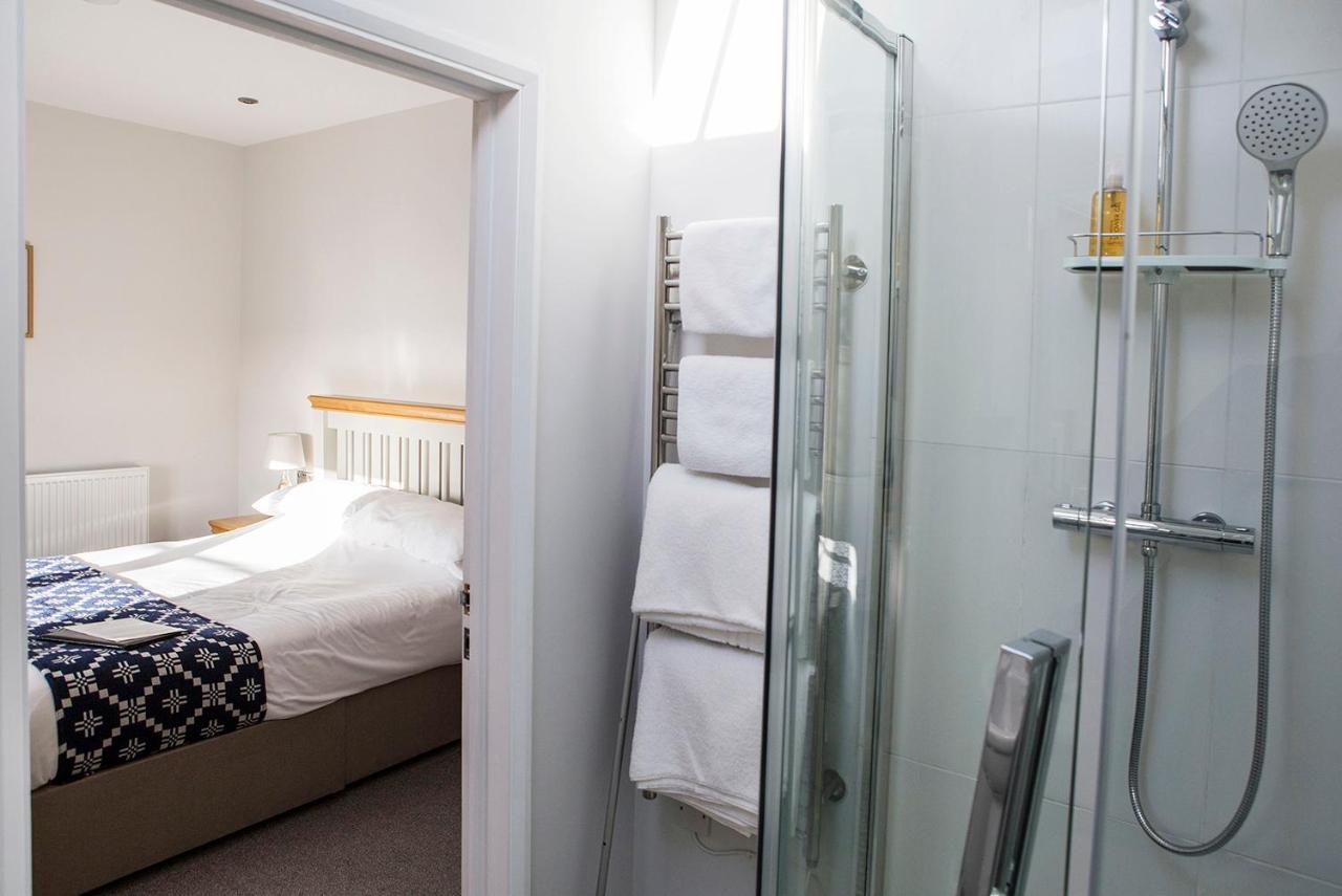 Victoria Inn Brewhouse B&B Roch Екстериор снимка